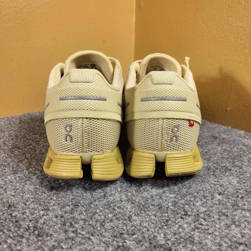 On Cloud 6 Women's Waterproof Nectar | Castor Zero-Gravity Foam Shoes Size 9 - Picture 5 of 7